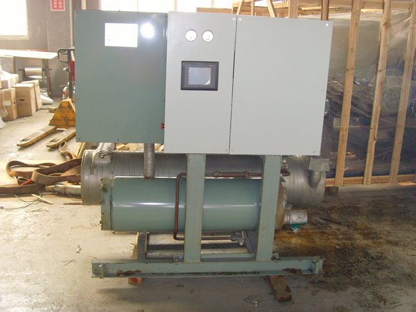 隆昌酒店中央空调不停机清洗方法介绍